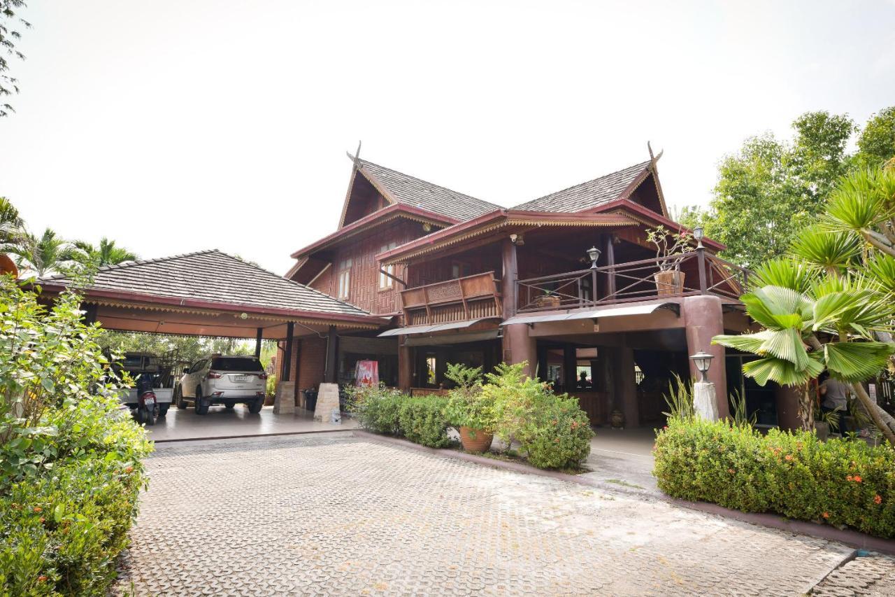 ホテル Oyo 536 レウアン カンティマ Ban Laem Chabang エクステリア 写真